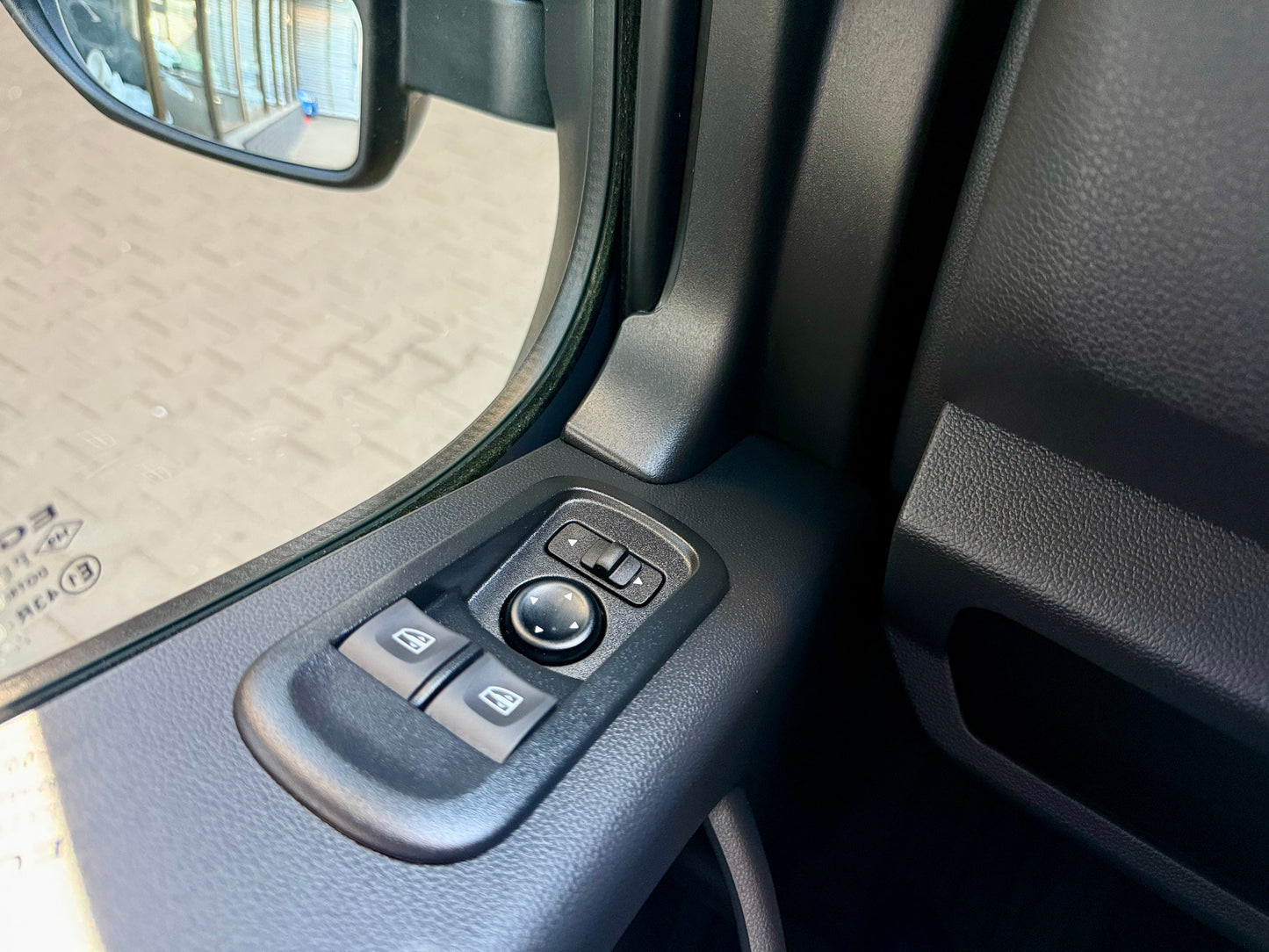 Renault Master 2.3 dCi L2H2 KLIMA NAVI CAM TEMPOMAT 3STZ