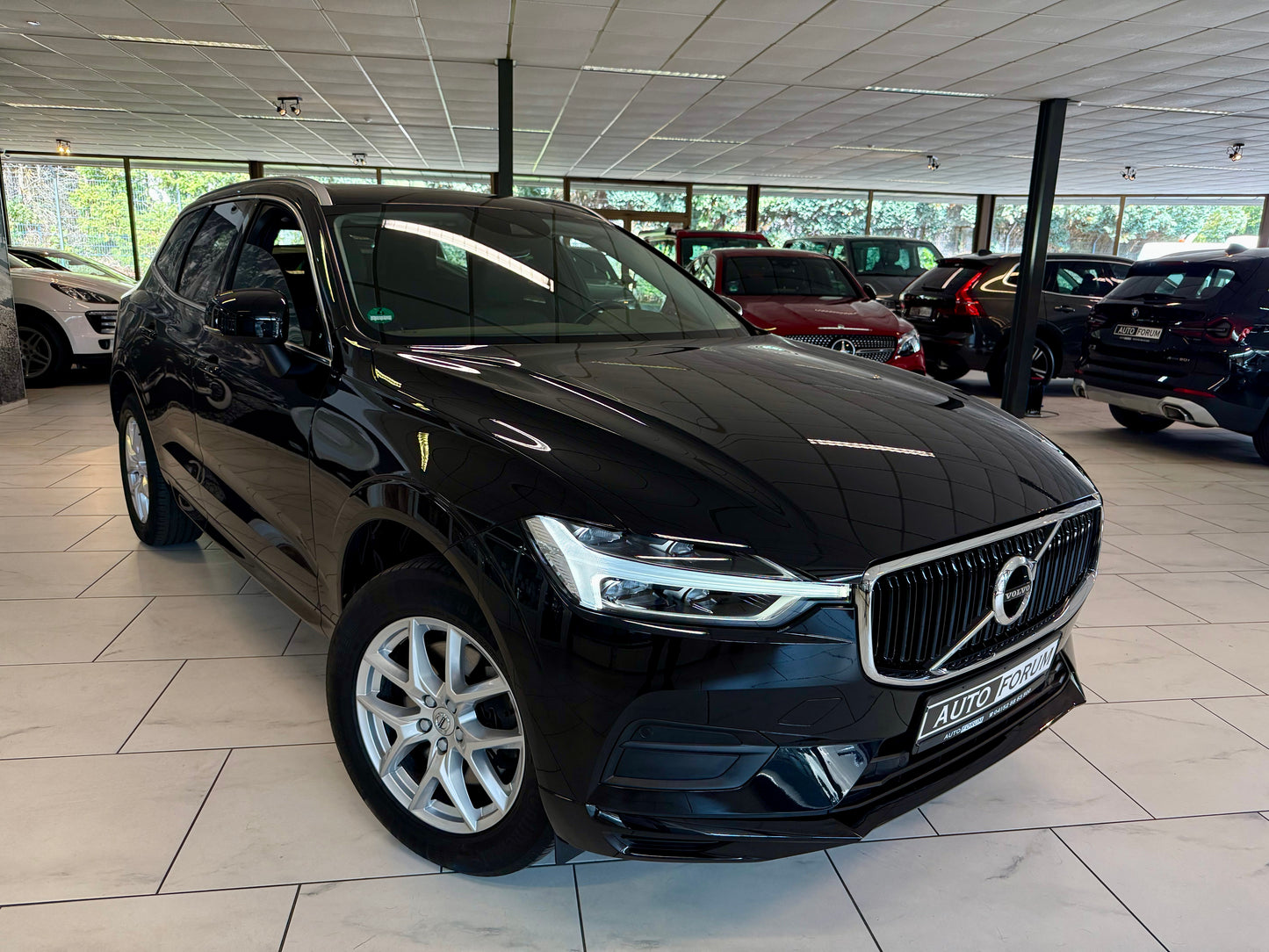 Volvo XC60 T5 AWD LEDER AHK NAVI PDC LED SHZ CAM DAB