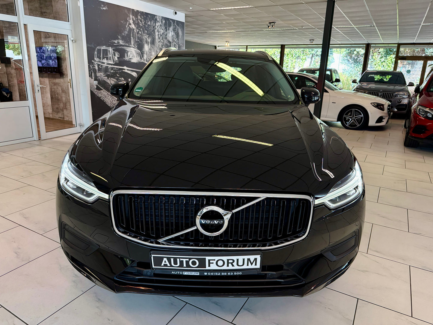 Volvo XC60 T5 AWD LEDER AHK NAVI PDC LED SHZ CAM DAB