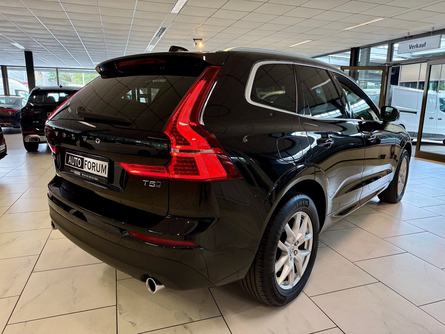 Volvo XC60 T5 AWD LEDER AHK NAVI PDC LED SHZ CAM DAB