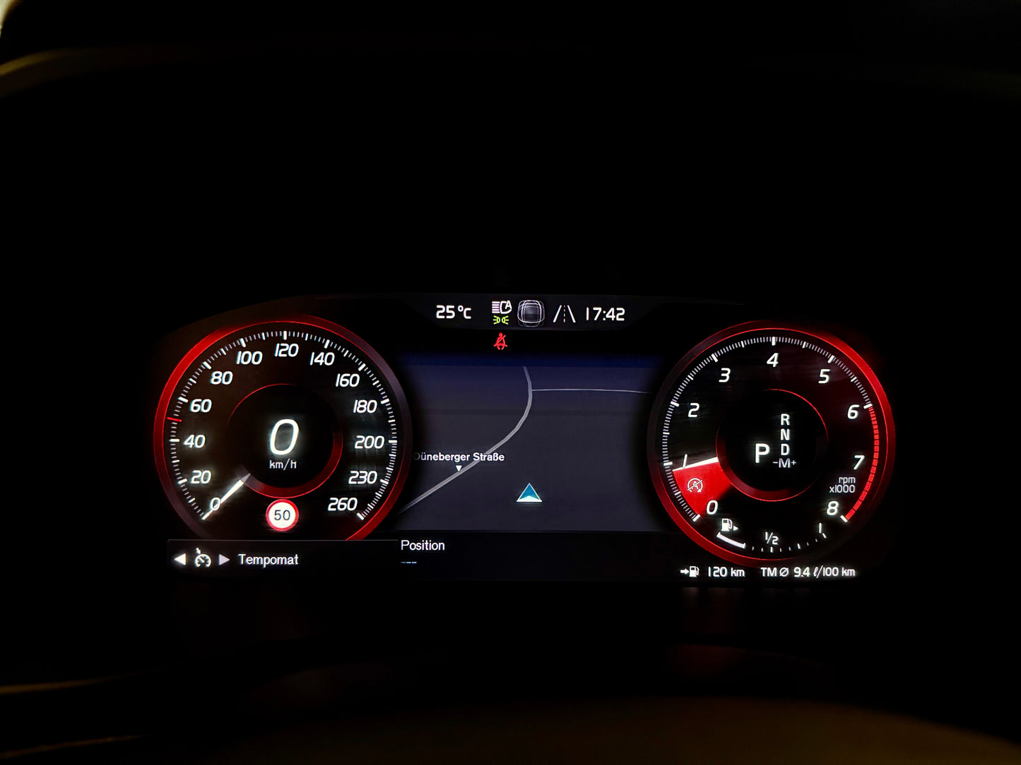 Volvo XC40 T4 AWD R-DESIGN LEDER AHK H/K MEMORY KAMERA