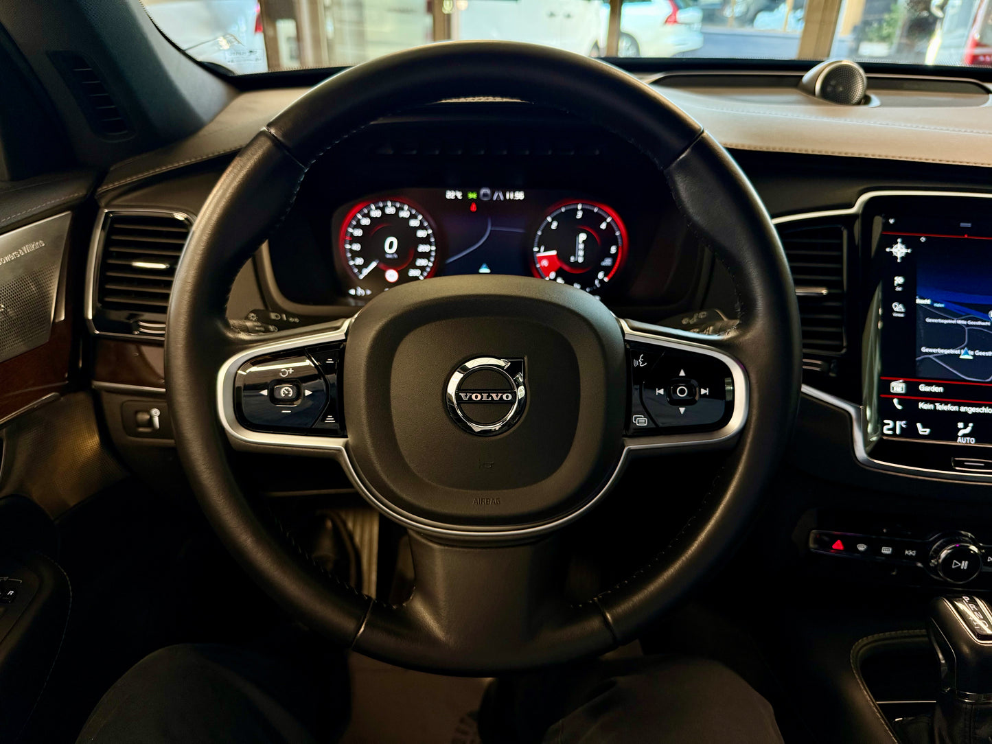 Volvo XC90 D5 AWD INSCRIPTION 7SITZ B&W MEMORY HEAD-UP
