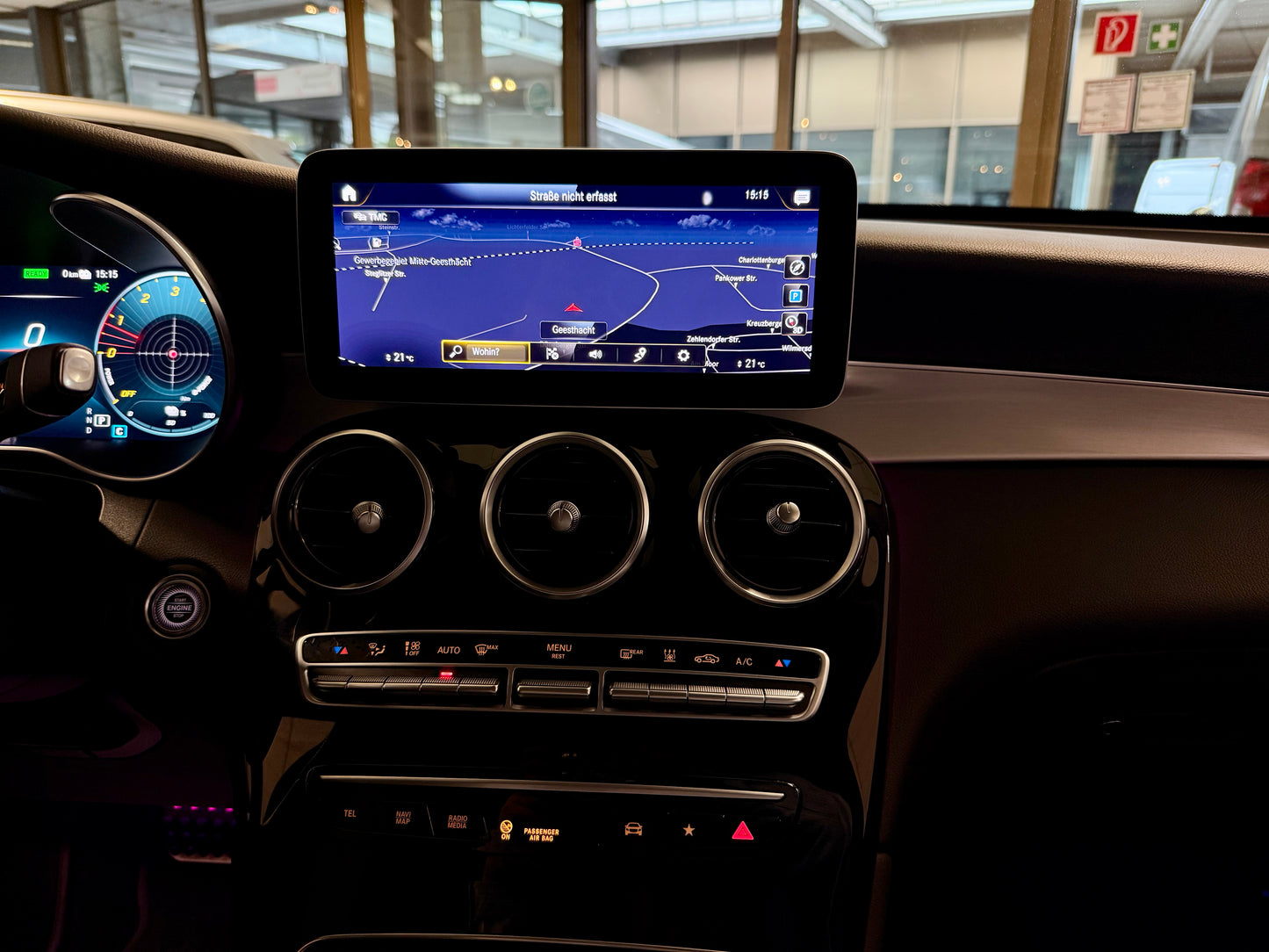 Mercedes-Benz GLC 300 de 4M AMG-LINE DIGITACHO LEDER NAVI CAM