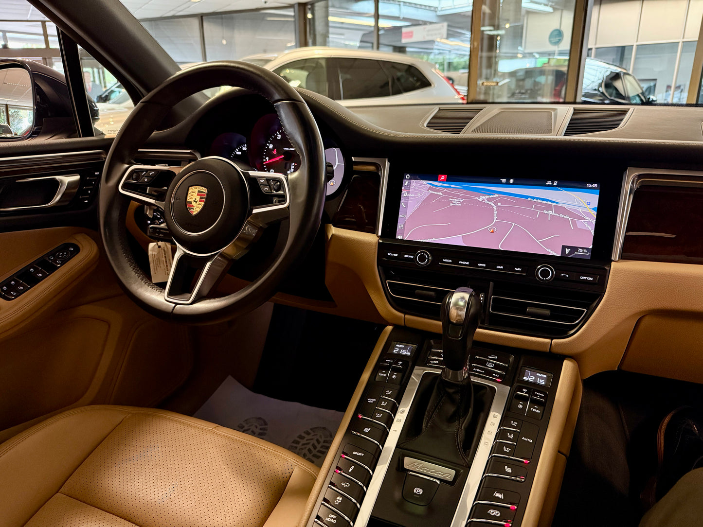 Porsche Macan S SPORTAGA LEDER PANO SHZ KAMERA PDC LED