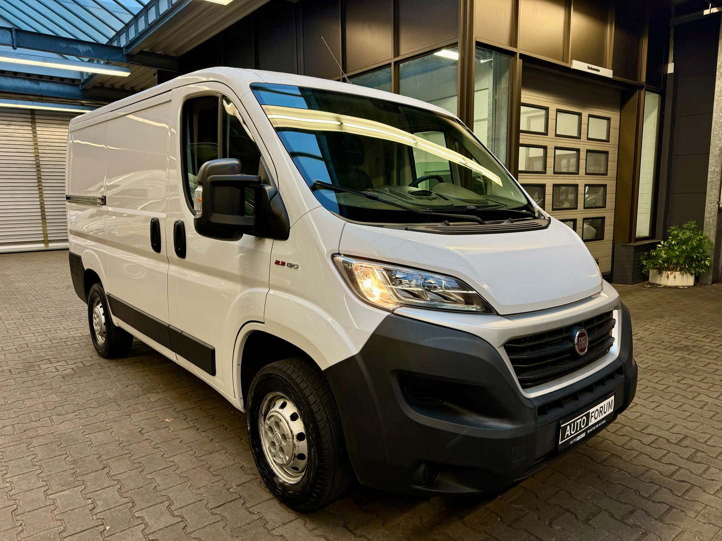 Fiat Ducato 2.3 JTD L1H1 130 3,0t VOLLVERKLEIDET