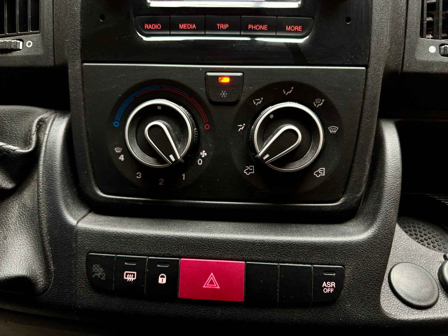 Citroën Jumper 2.2 HDi L1 H1 KLIMA KAMERA 3-SITZE