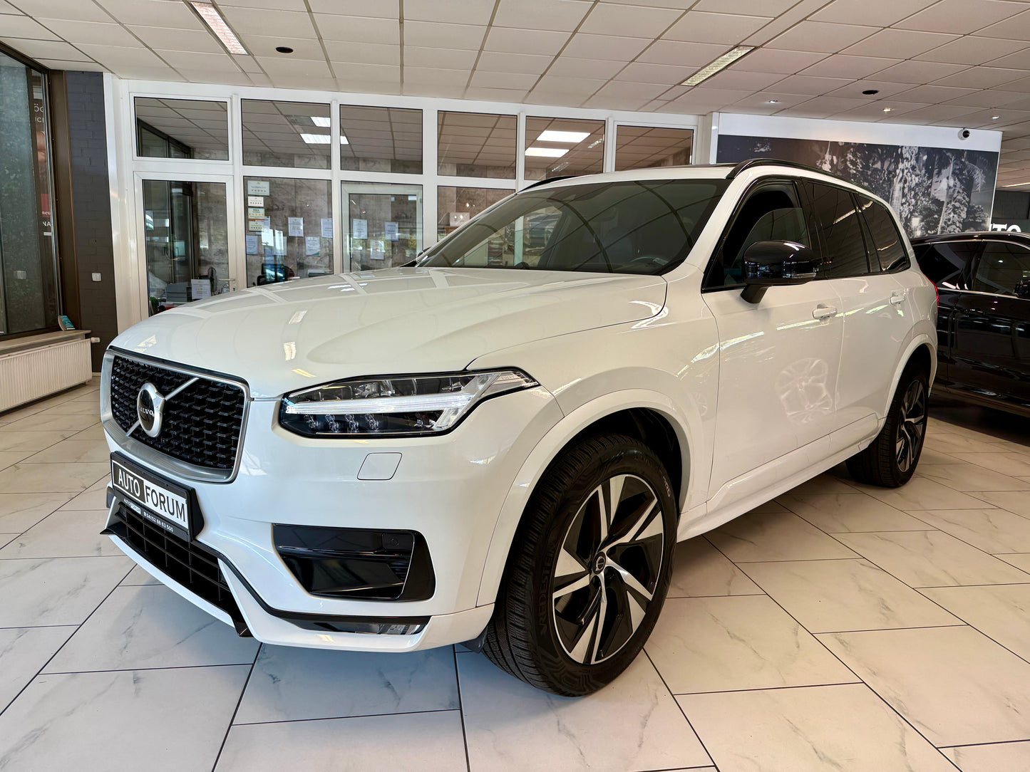Volvo XC90 T5 AWD R-DESIGN 7STZ NAPPA B&W STNDHZG LUFT