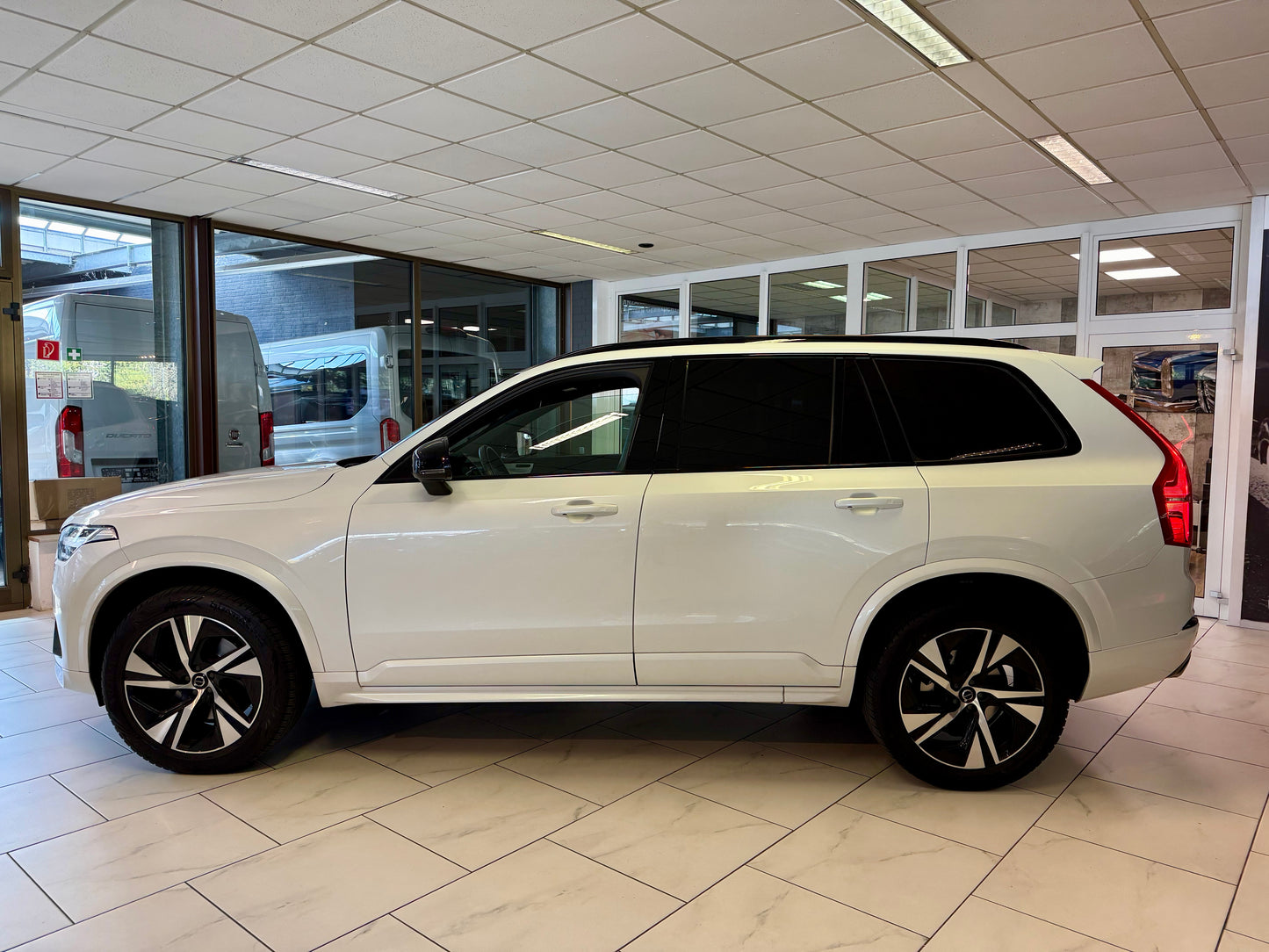 Volvo XC90 T5 AWD R-DESIGN 7STZ NAPPA B&W STNDHZG LUFT