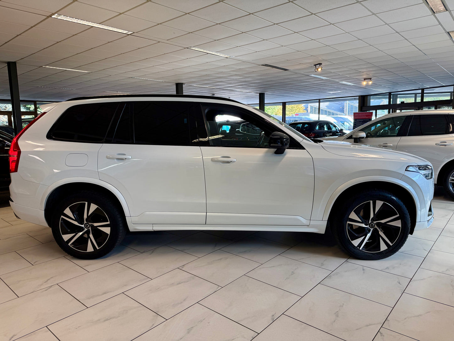 Volvo XC90 T5 AWD R-DESIGN 7STZ NAPPA B&W STNDHZG LUFT