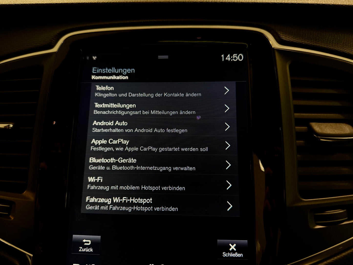 Volvo XC90 2.0 D4 AUT 7-SITZE LEDER PANO NAVI LED SHZ