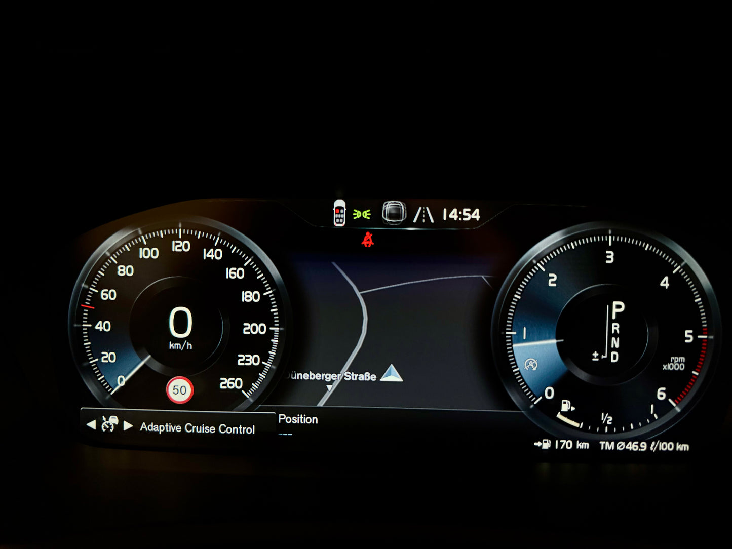 Volvo XC90 2.0 D4 AUT 7-SITZE LEDER PANO NAVI LED SHZ