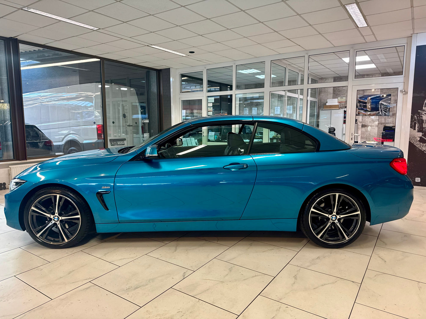 BMW 420i CABRIO SPORT LEDER MEMORY NAVI LED SHZ PDC