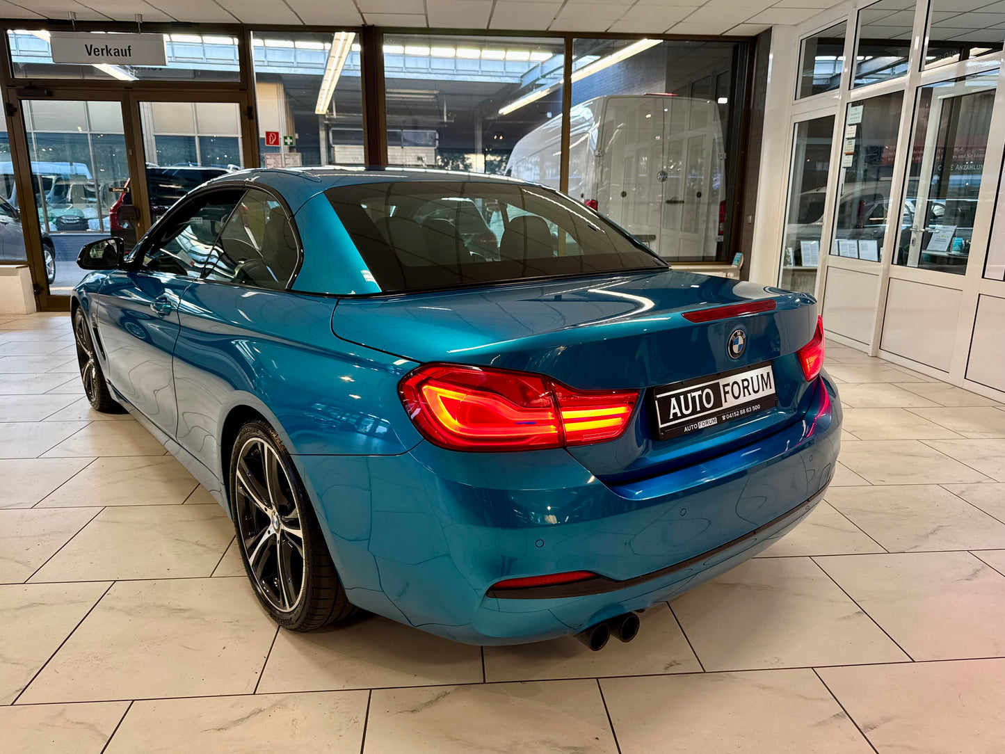 BMW 420i CABRIO SPORT LEDER MEMORY NAVI LED SHZ PDC