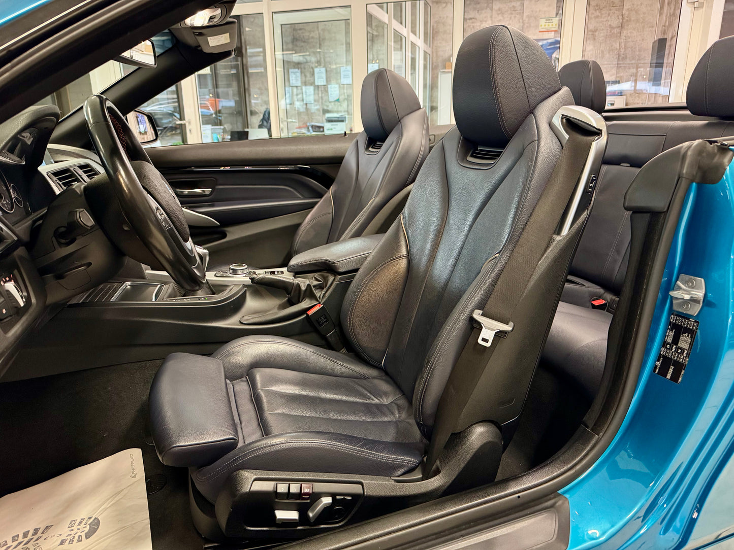 BMW 420i CABRIO SPORT LEDER MEMORY NAVI LED SHZ PDC