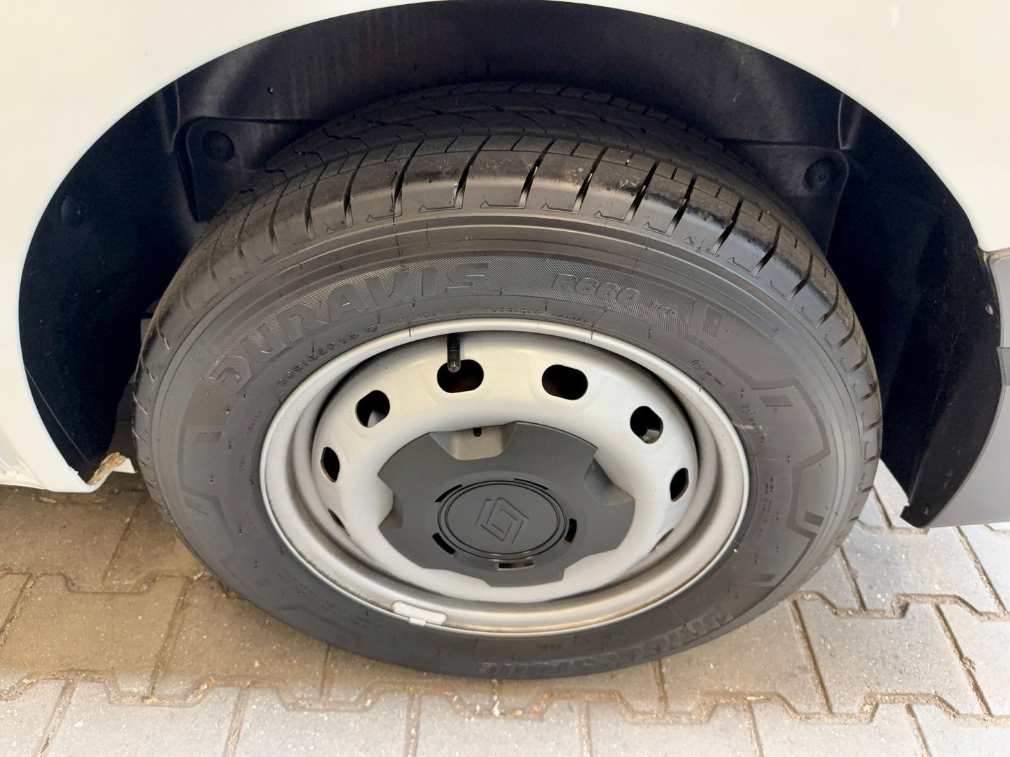 Renault Trafic 2.0 dCi L1H1 LED NAVI AHK PDC LED 3STZ