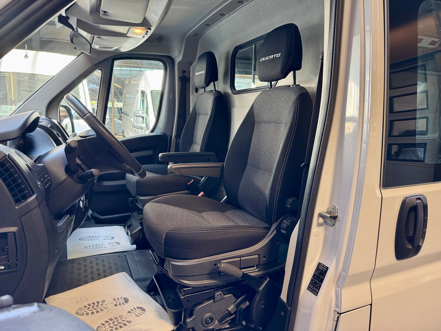 Fiat Ducato 2.3D L4H2 MAXI 3,5t AHK STANDHZG NAVI CAM
