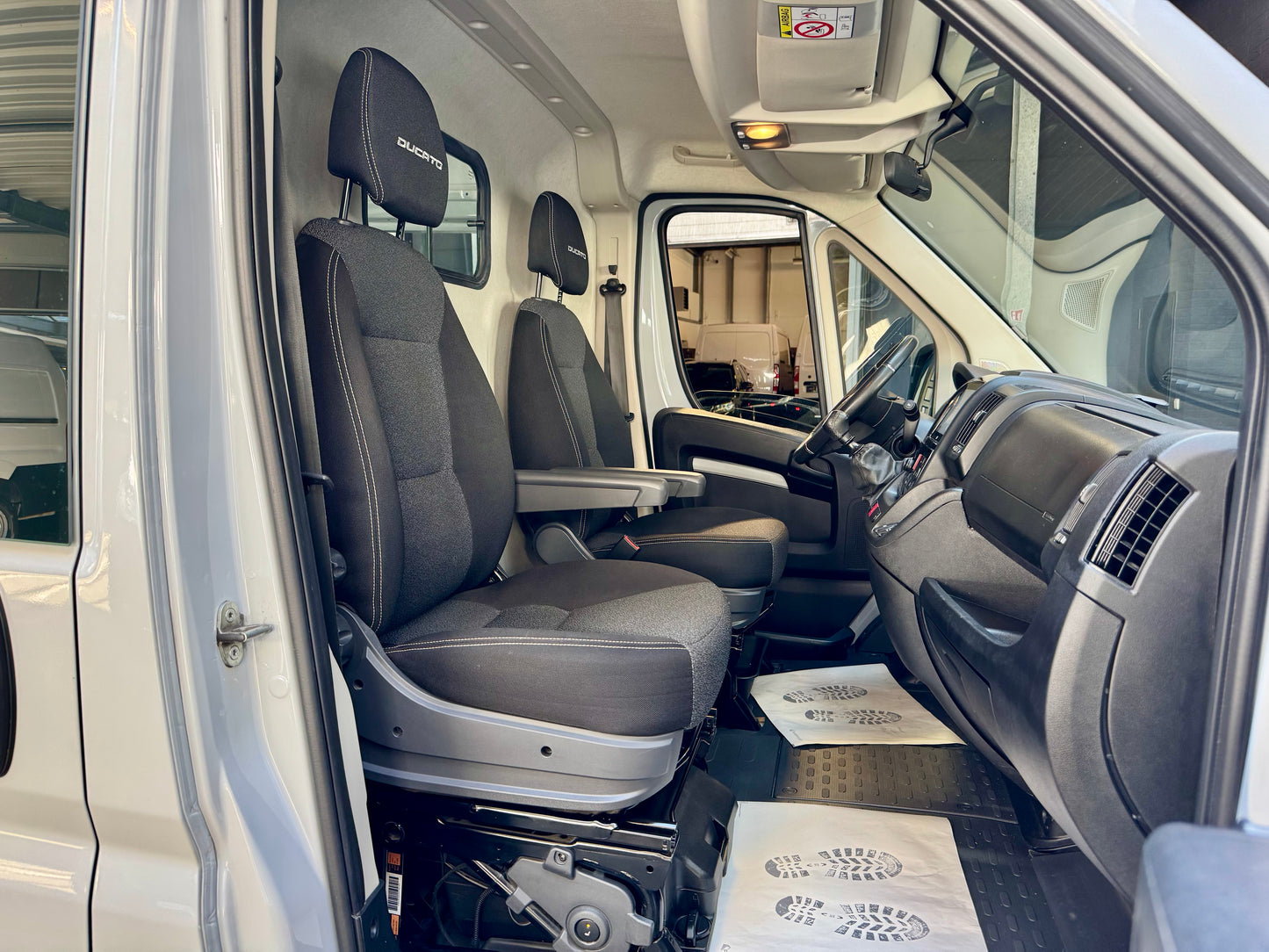 Fiat Ducato 2.3D L4H2 MAXI 3,5t AHK STANDHZG NAVI CAM