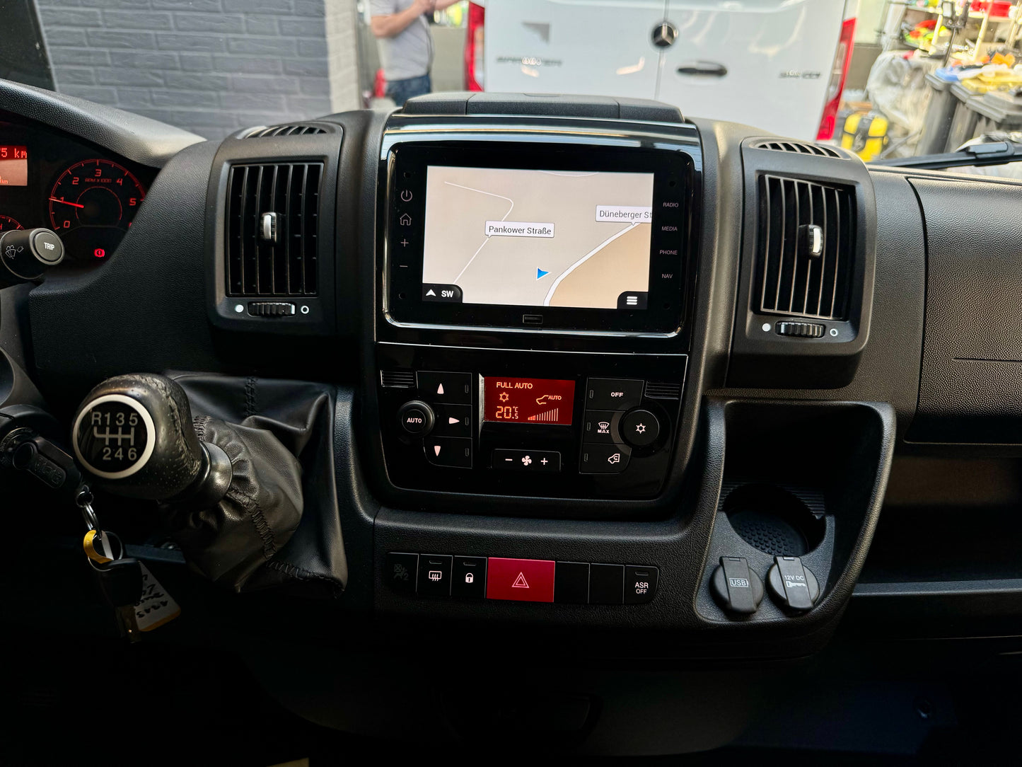 Fiat Ducato 2.3D L4H2 MAXI 3,5t AHK STANDHZG NAVI CAM