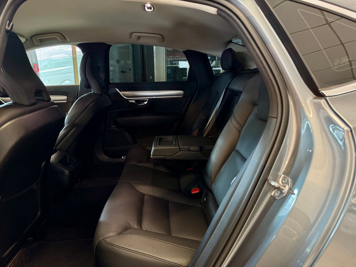 Volvo S90 T4 AUT LEDER NAVI LED H/K PDC CAM SHZ MEMORY