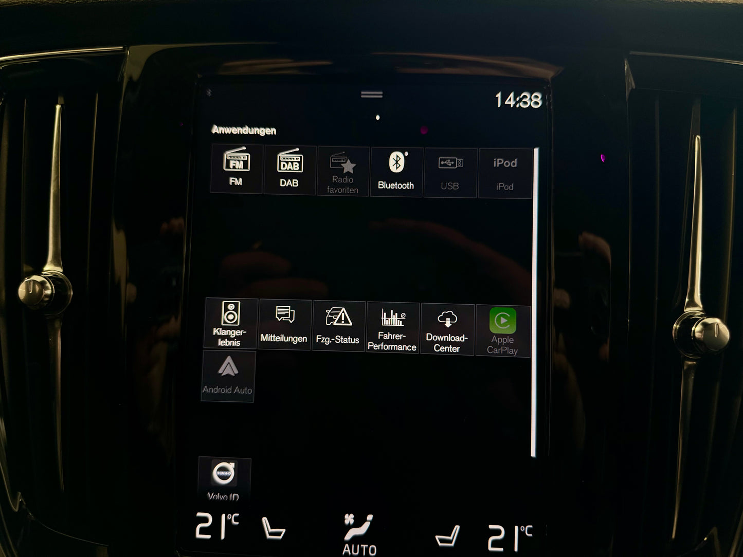 Volvo S90 T4 AUT LEDER NAVI LED H/K PDC CAM SHZ MEMORY