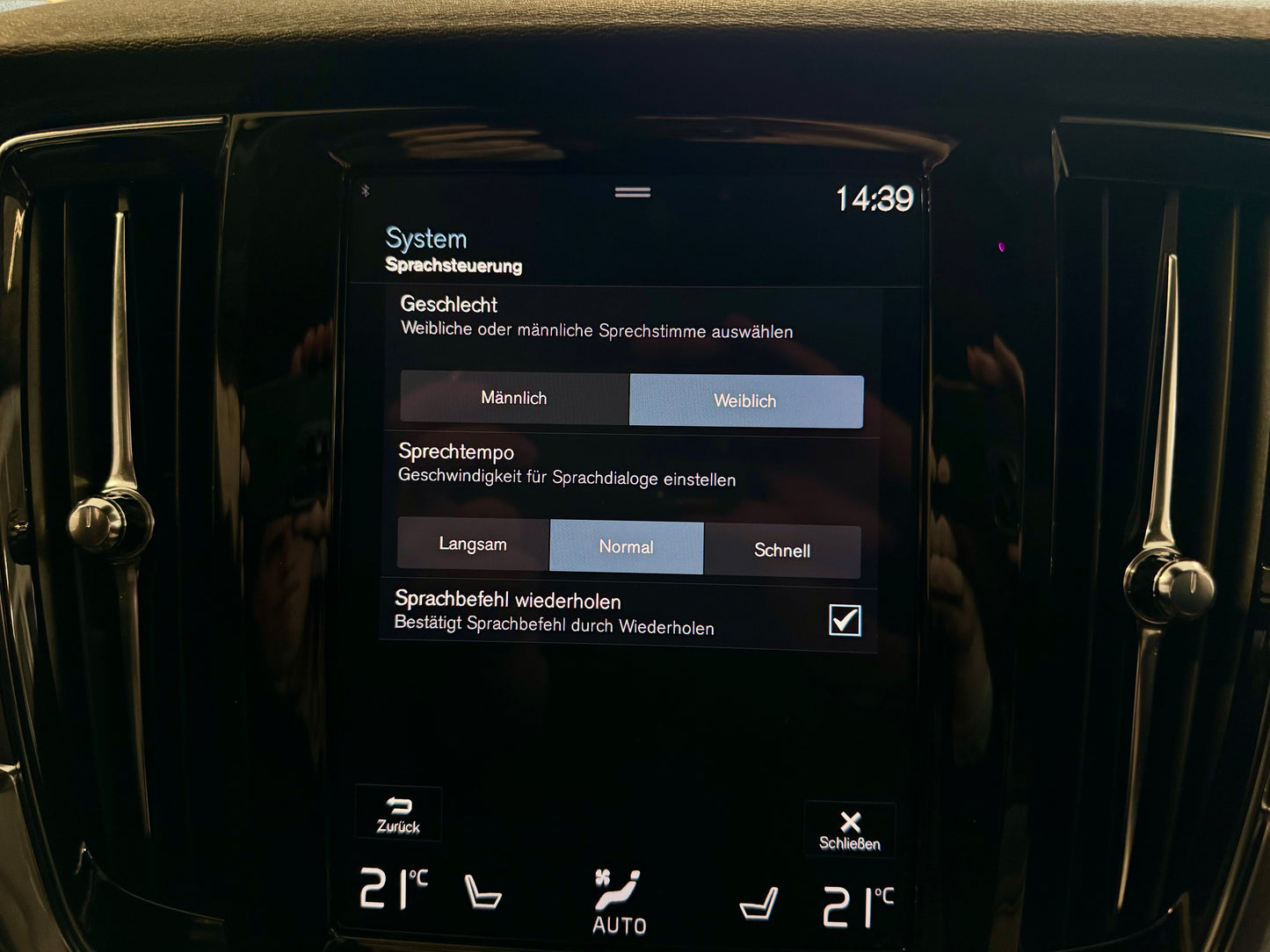 Volvo S90 T4 AUT LEDER NAVI LED H/K PDC CAM SHZ MEMORY