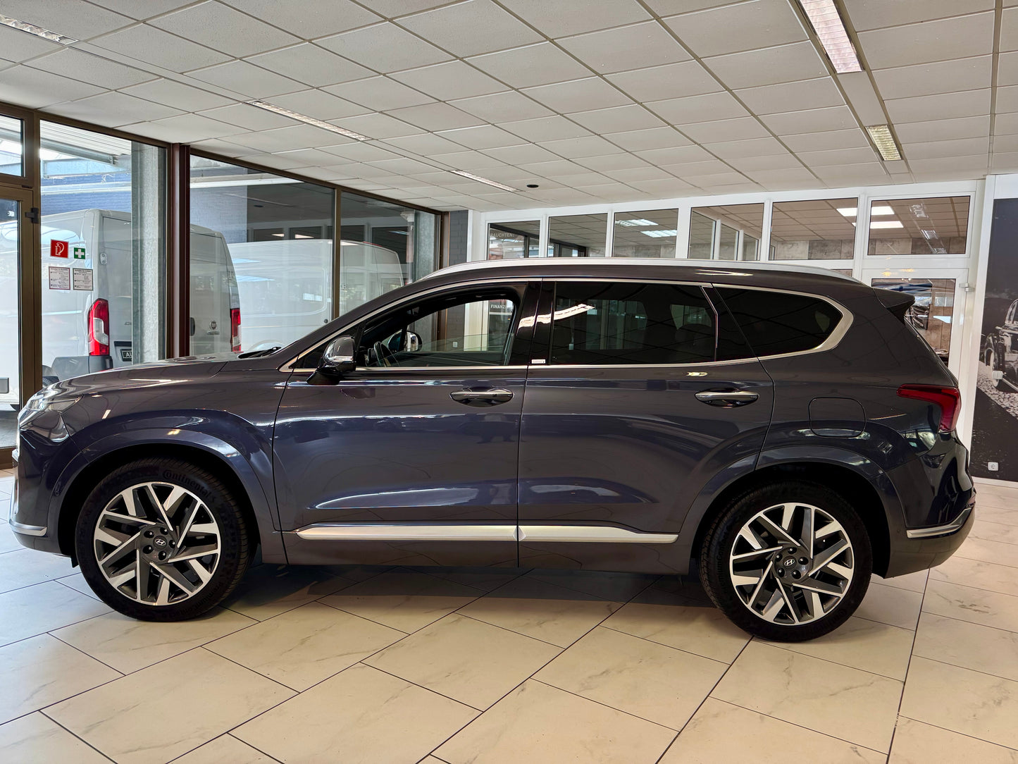 Hyundai Santa Fe 2.2 CRDi 4WD AUT LEDER NAVI AHK 360CAM