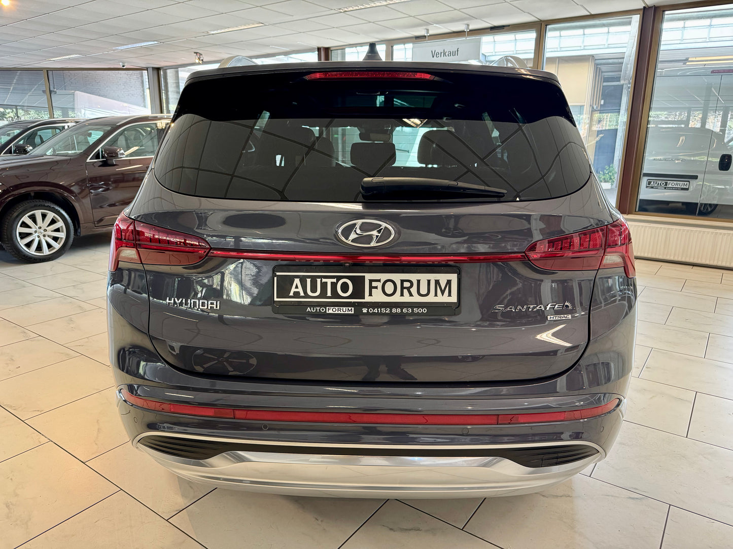 Hyundai Santa Fe 2.2 CRDi 4WD AUT LEDER NAVI AHK 360CAM