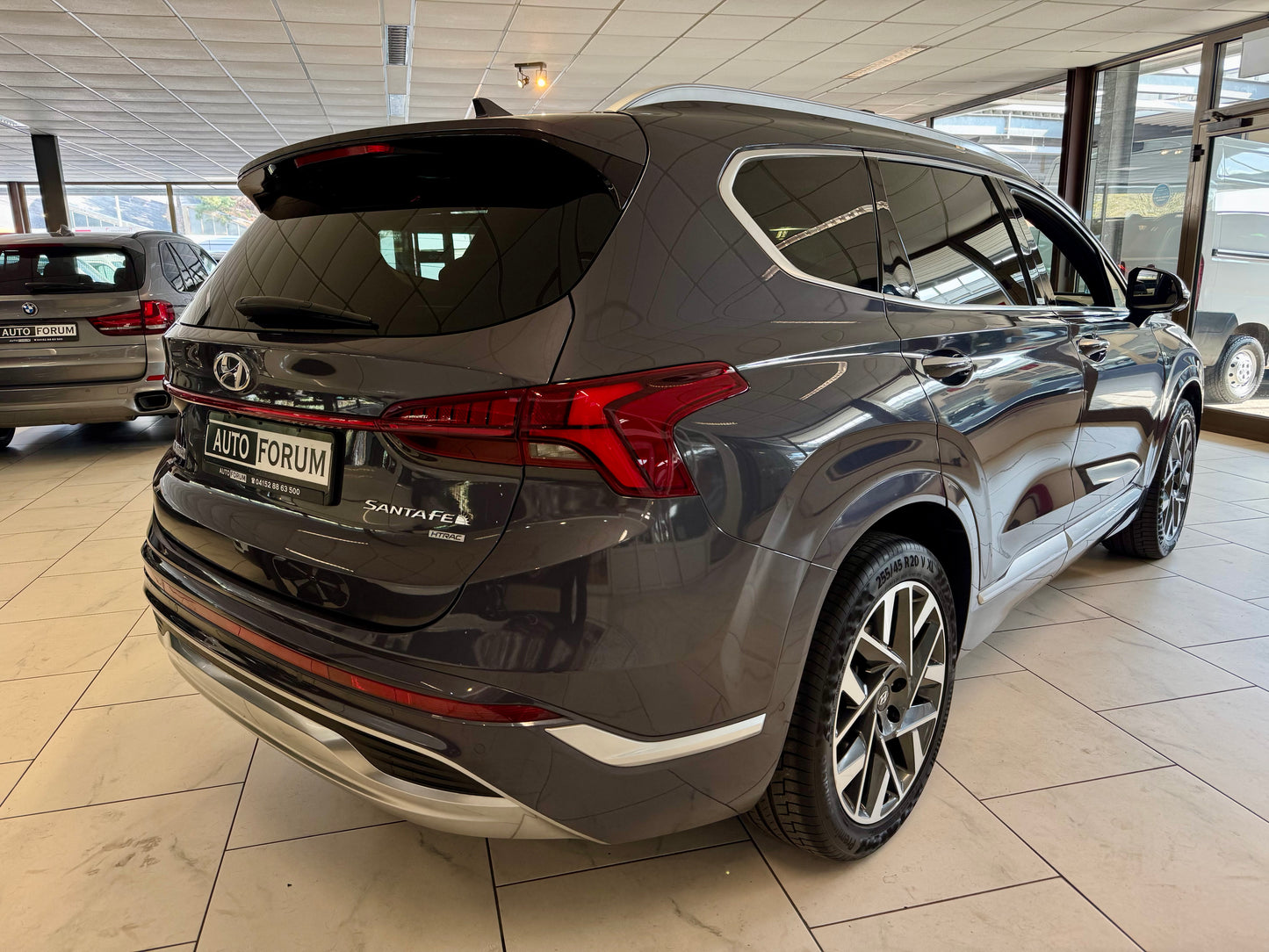 Hyundai Santa Fe 2.2 CRDi 4WD AUT LEDER NAVI AHK 360CAM