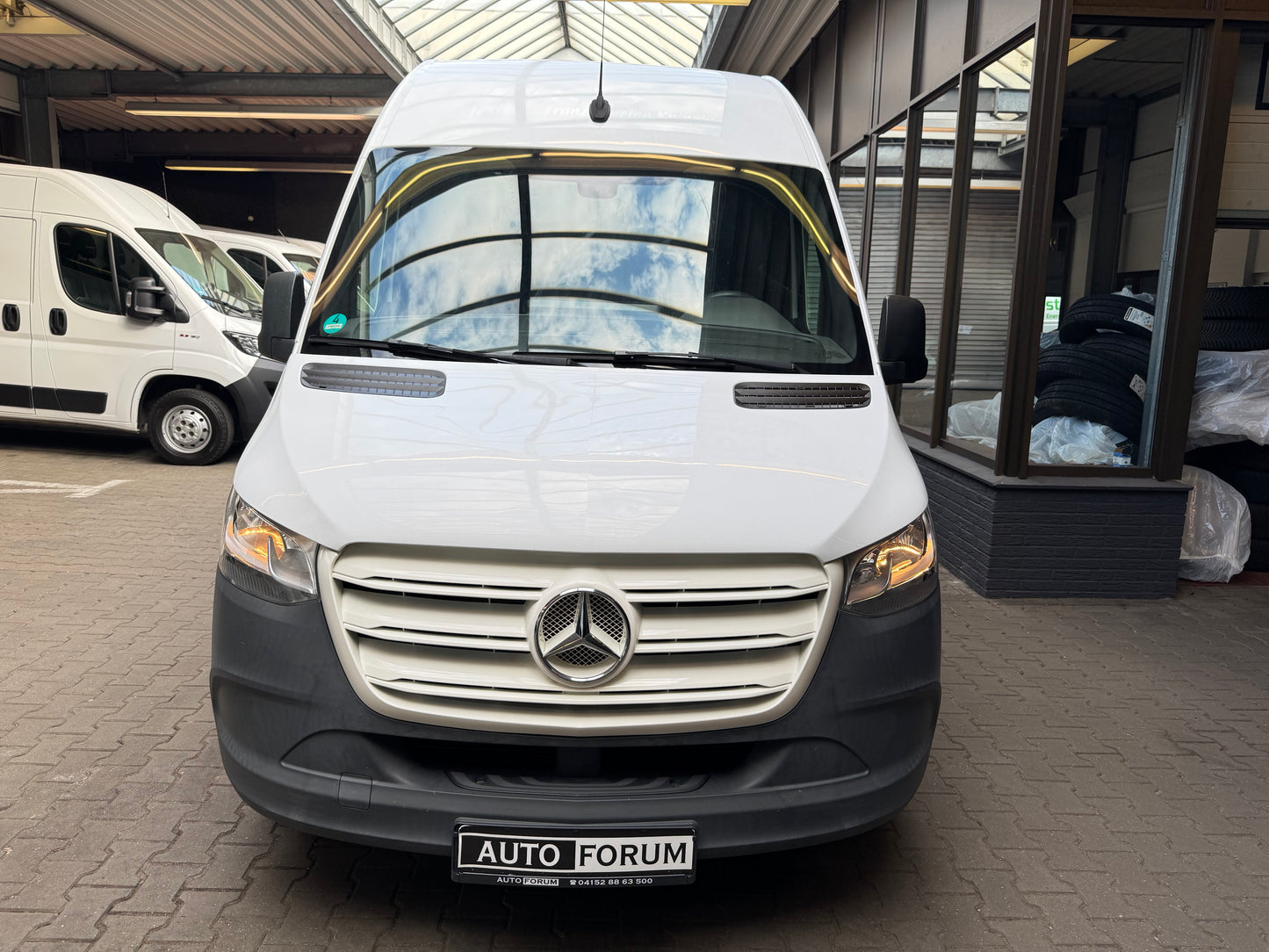 Mercedes-Benz Sprinter 314 CDI L2H2 3,5t NAVI KLIMA AHK KAMERA