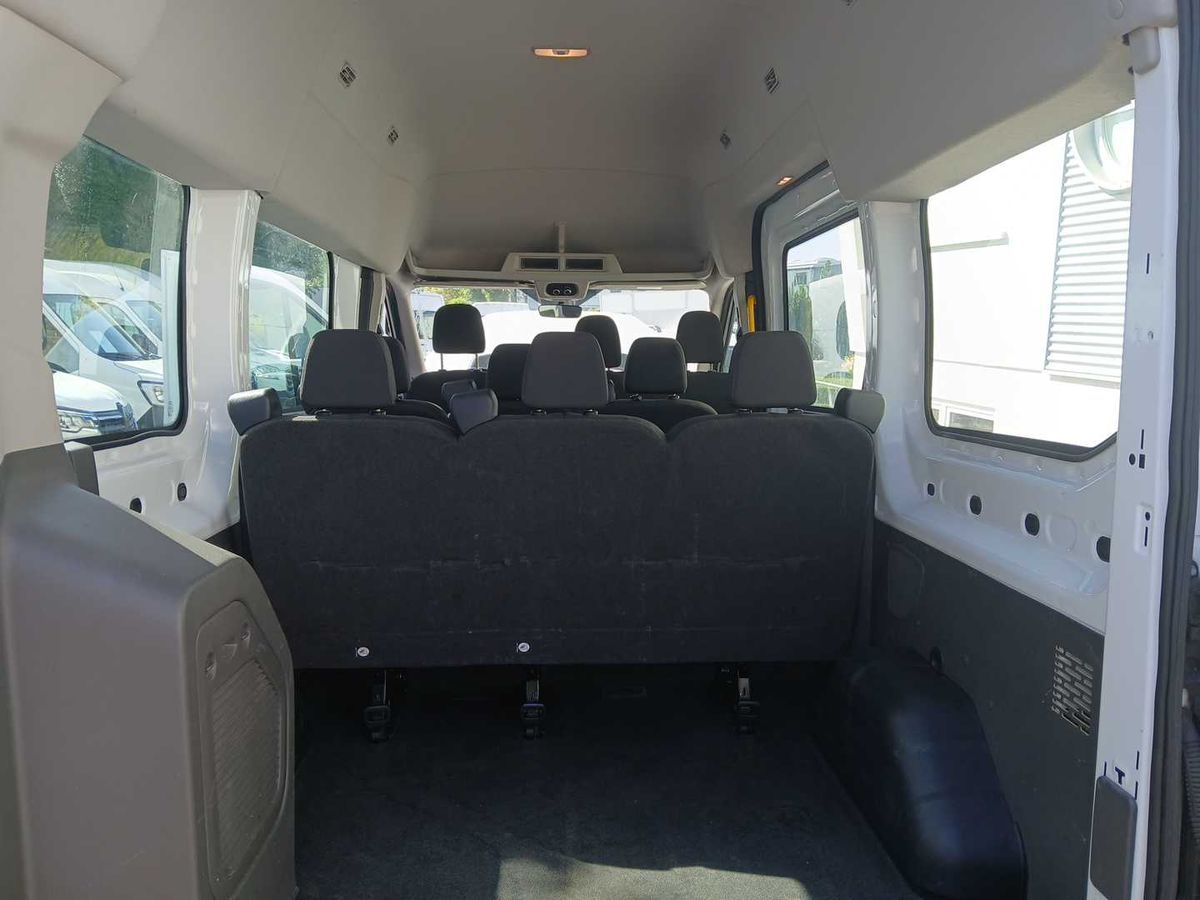Ford Transit 2.0 TDCi L2H3 BUS 9SITZ KLIMA PDC TEMPOM
