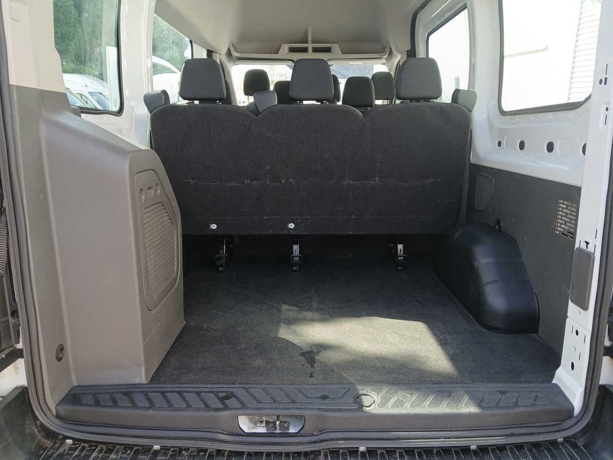 Ford Transit 2.0 TDCi L2H3 BUS 9SITZ KLIMA PDC TEMPOM