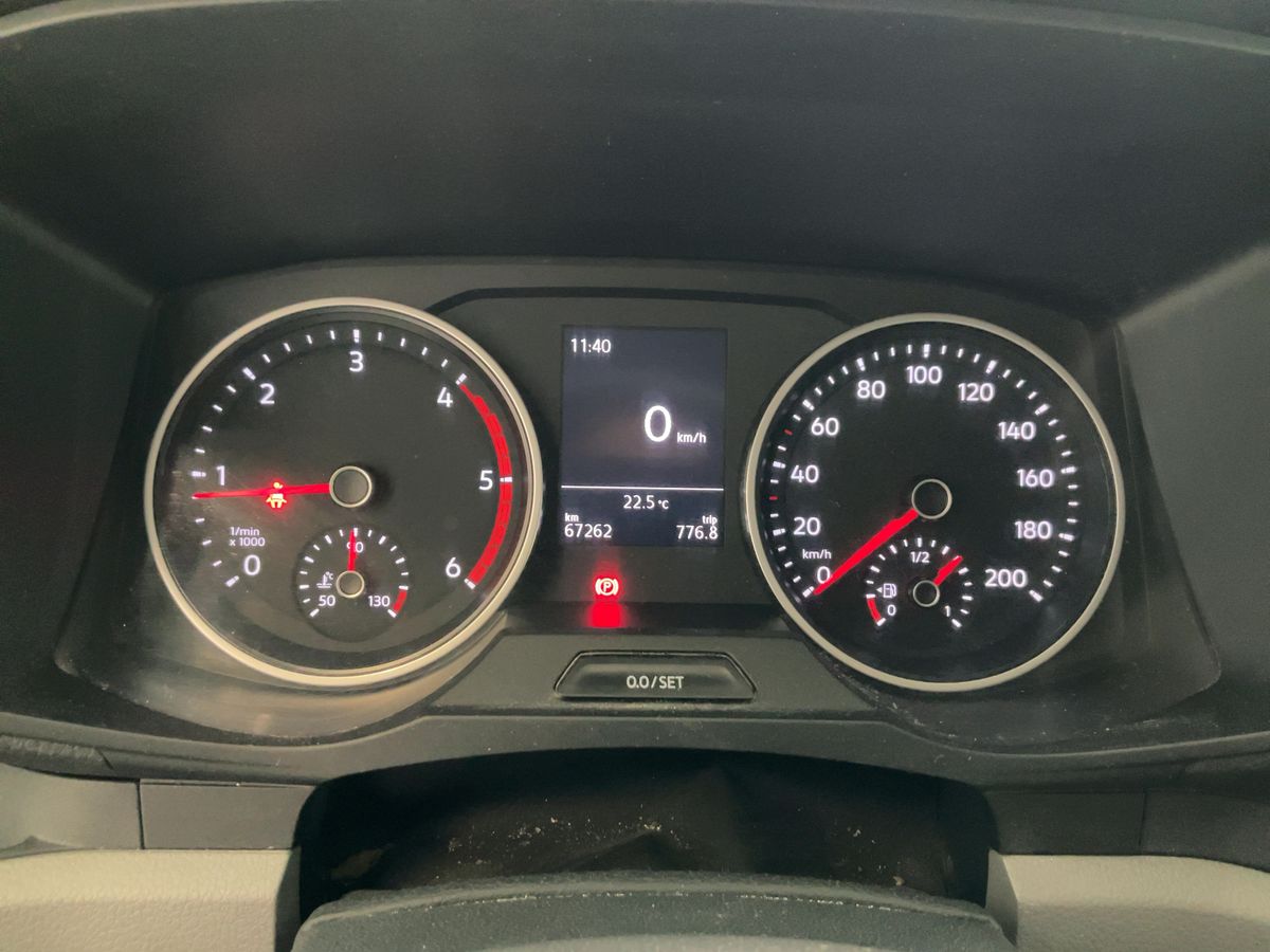 Volkswagen Crafter 2.0 TDI L3H3 mittellang KLIMA AHK CAM