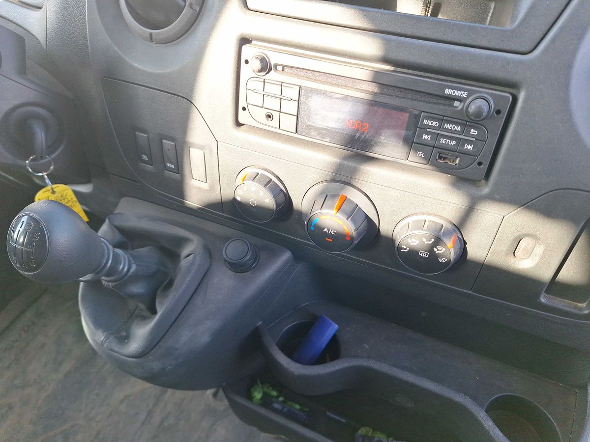 Renault Master 2.3 dCi L3H1 3,5t DoKa Pritsche 7SZ KLIMA