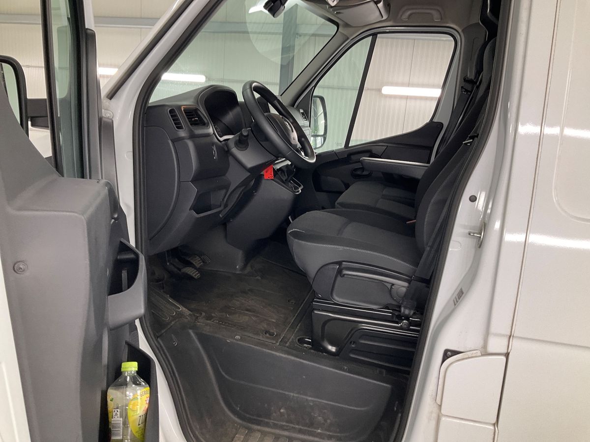 Renault Master 2.3 dCi L2H2 3,5t NAVI KLIMA CAM PDC 3STZ