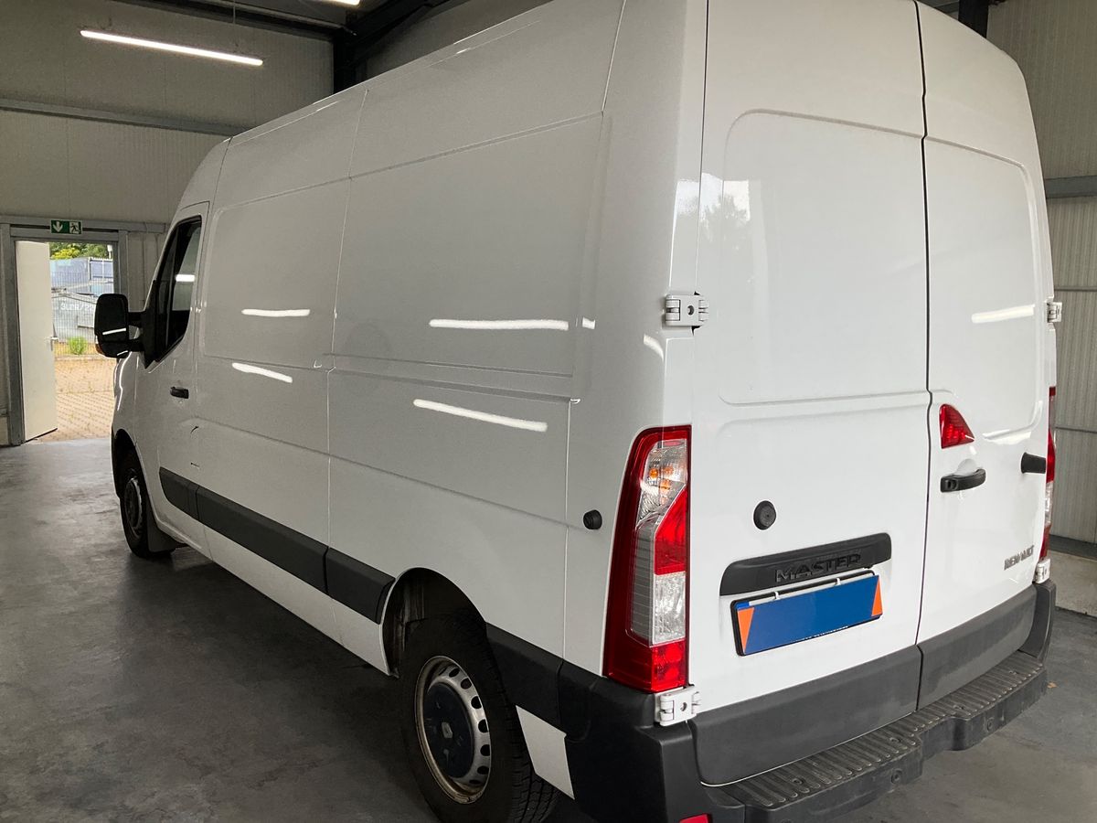 Renault Master 2.3 dCi L2H2 3,5t NAVI KLIMA CAM PDC 3STZ