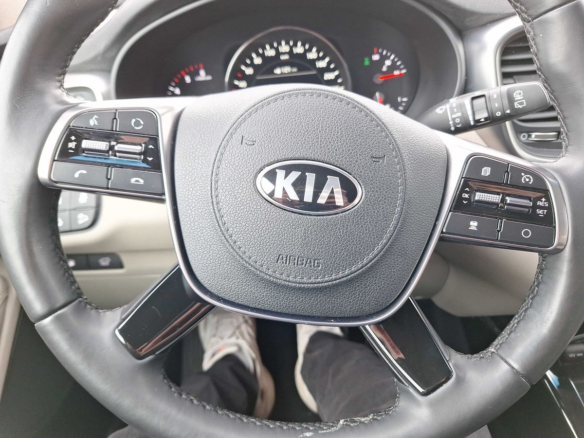 Kia Sorento 2.2 CRDi 4WD PLATINUM LEDER 360CAM H/K