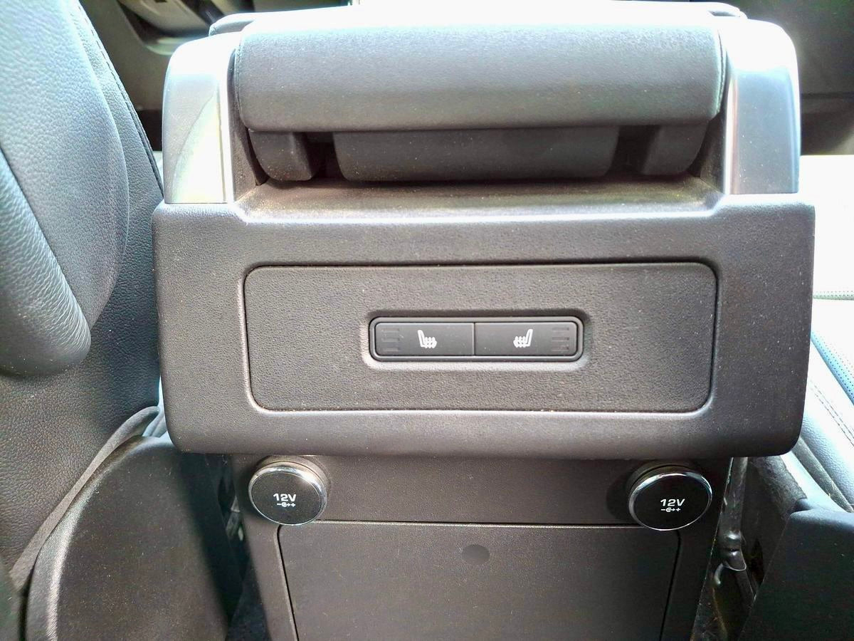 Land Rover Discovery 3.0 D LEDER AHK LED LUFT PANO CAM SHZ