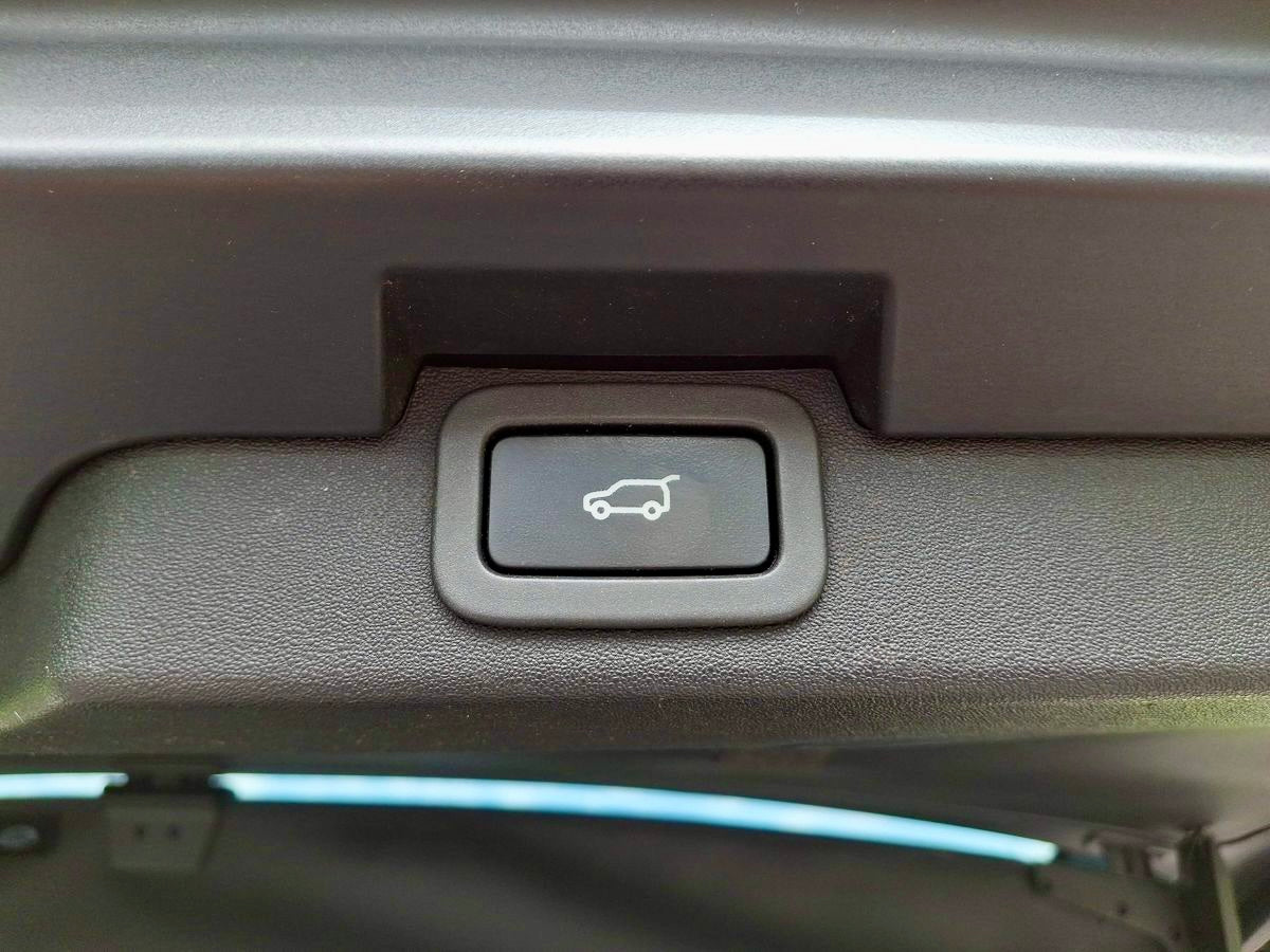 Land Rover Discovery 3.0 D LEDER AHK LED LUFT PANO CAM SHZ