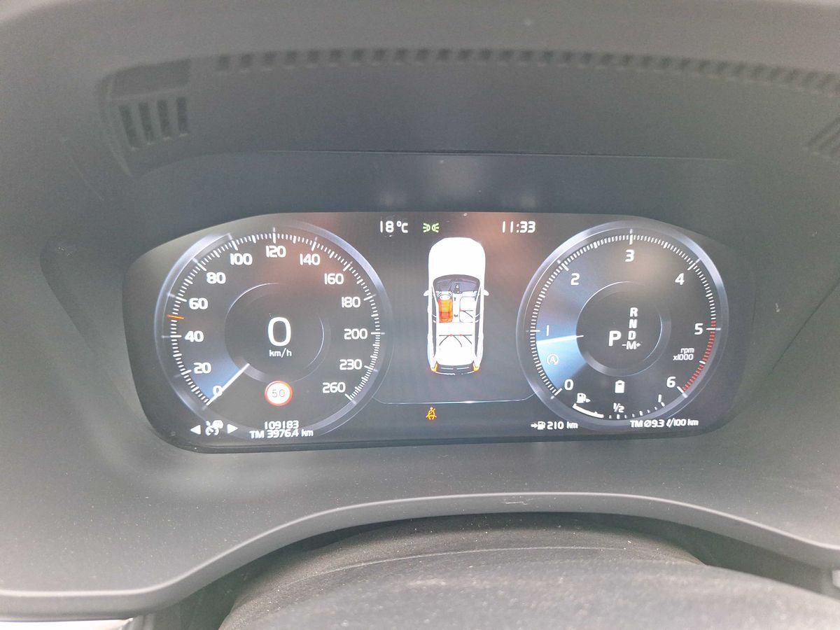 Volvo XC60 B4 AWD INSCRIPTION LEDER AHK H/K STANDHZG