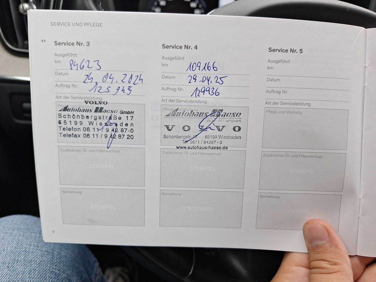 Volvo XC60 B4 AWD INSCRIPTION LEDER AHK H/K STANDHZG
