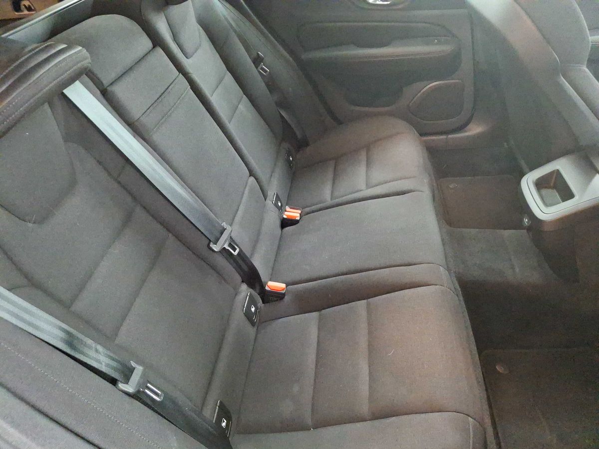 Volvo V60 2.0 B4 AUT NAVI KAMERA AHK 4xSHZ PDC MEMORY