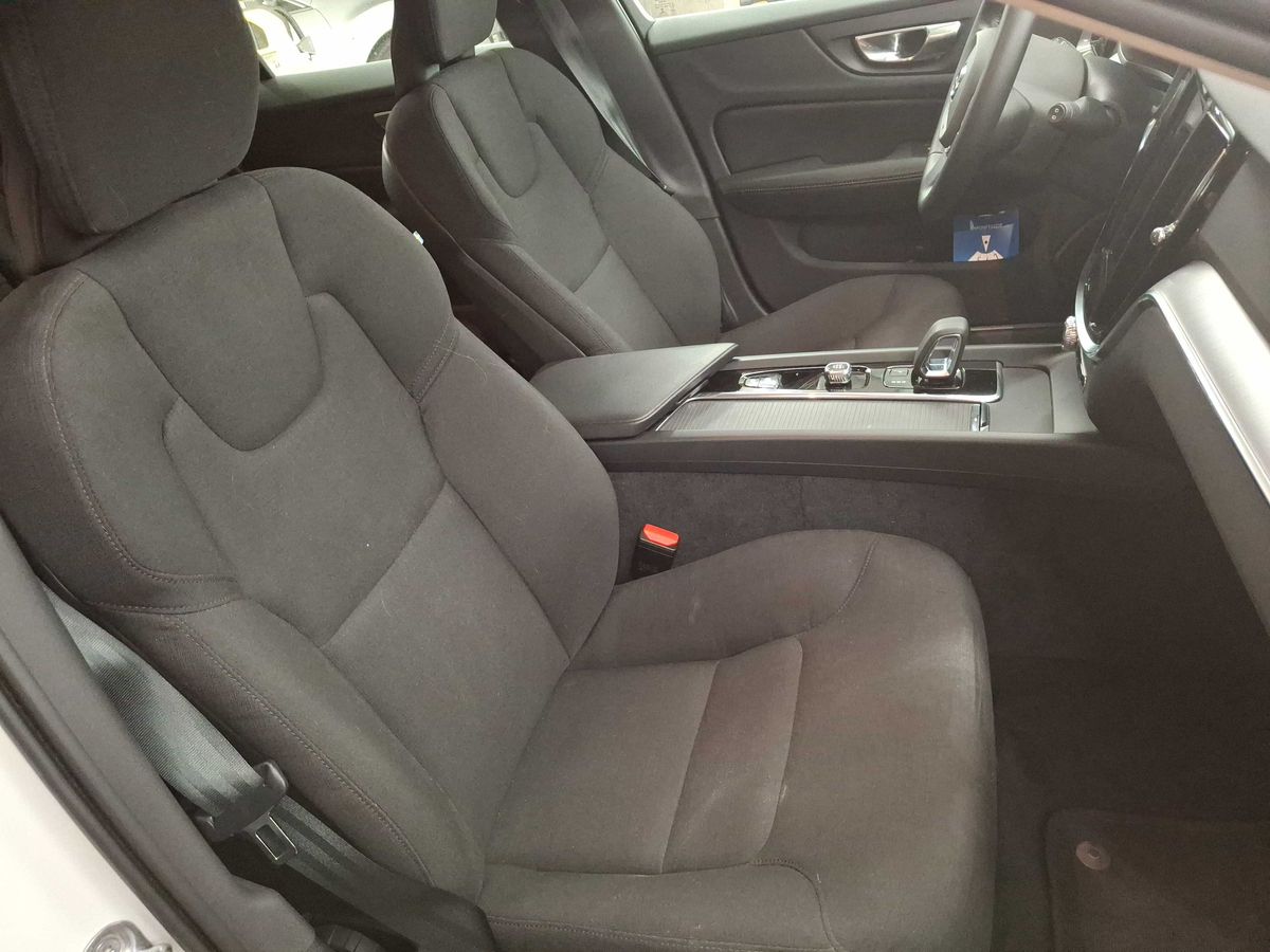 Volvo V60 2.0 B4 AUT NAVI KAMERA AHK 4xSHZ PDC MEMORY