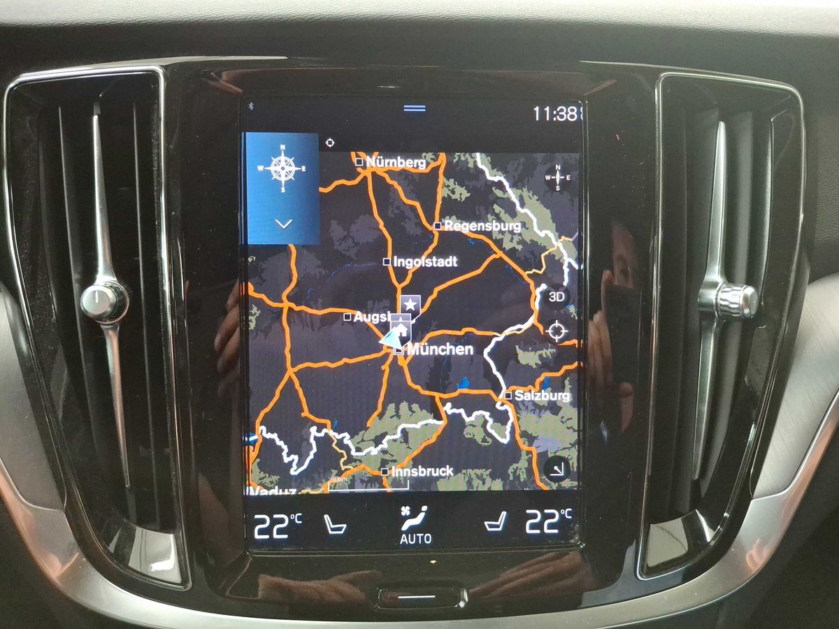 Volvo V60 2.0 B4 AUT NAVI KAMERA AHK 4xSHZ PDC MEMORY