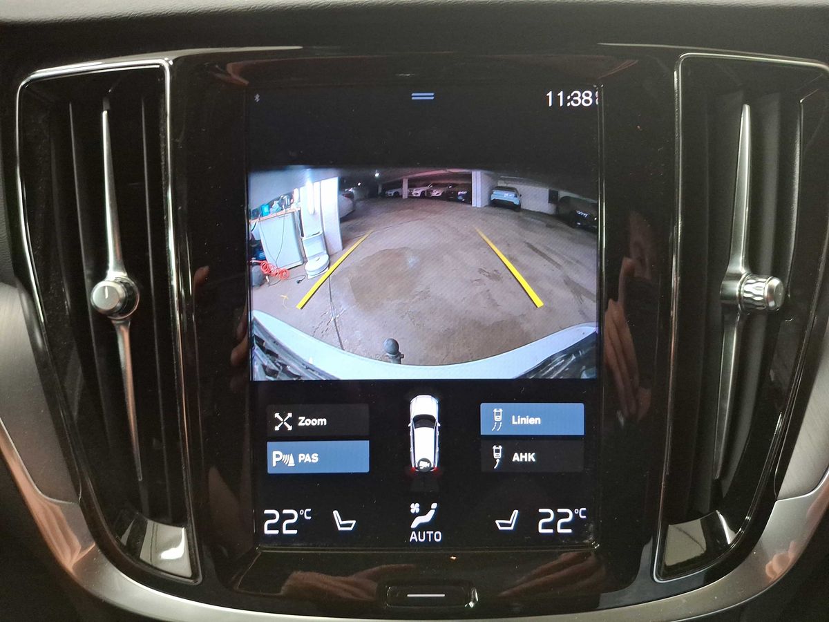 Volvo V60 2.0 B4 AUT NAVI KAMERA AHK 4xSHZ PDC MEMORY