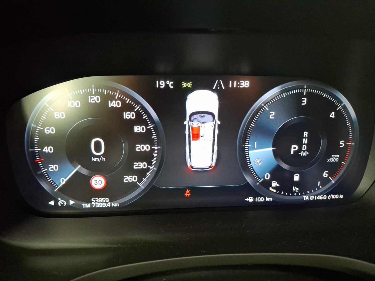 Volvo V60 2.0 B4 AUT NAVI KAMERA AHK 4xSHZ PDC MEMORY