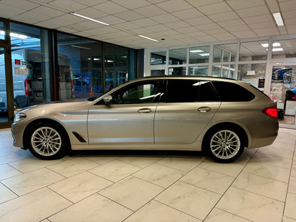 BMW 530 i xDrive SPORT LEDER AHK PANO CAM HARMAN LED