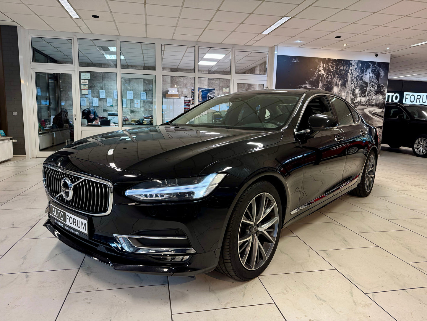 Volvo S90 2.0 D5 INSCRIPTION AWD LEDER LED 360CAM H/K