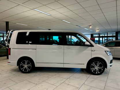 Volkswagen T6 Multivan 2.0 TDI GENERATION SIX 2xTÜR LED ACC