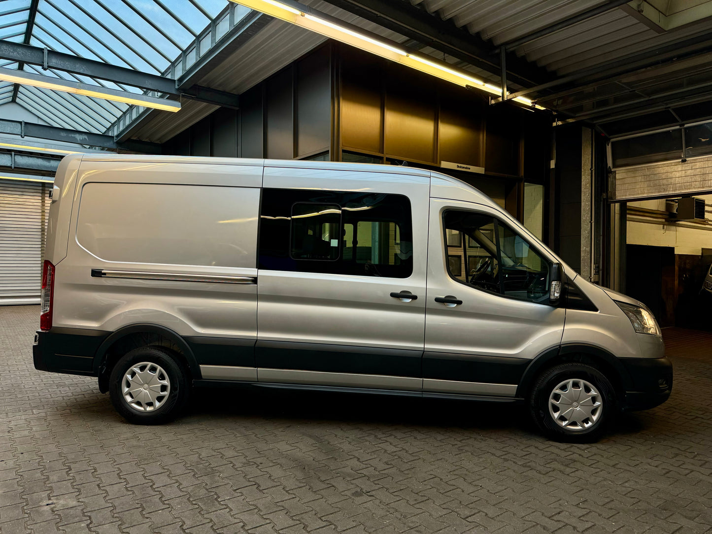 Ford Transit 2.0 TDCi 350 L3H2 MIXTO DOKA 6SITZ KLIMA