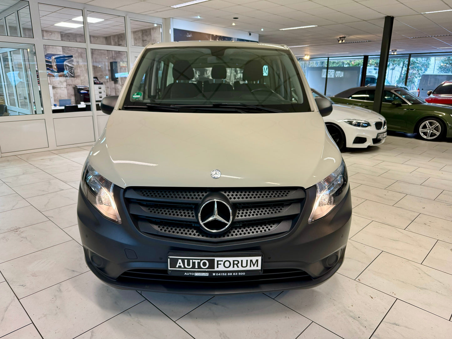 Mercedes-Benz Vito 109 CDI LANG L2 MIXTO 5SITZ KLIMA CAM NAVI